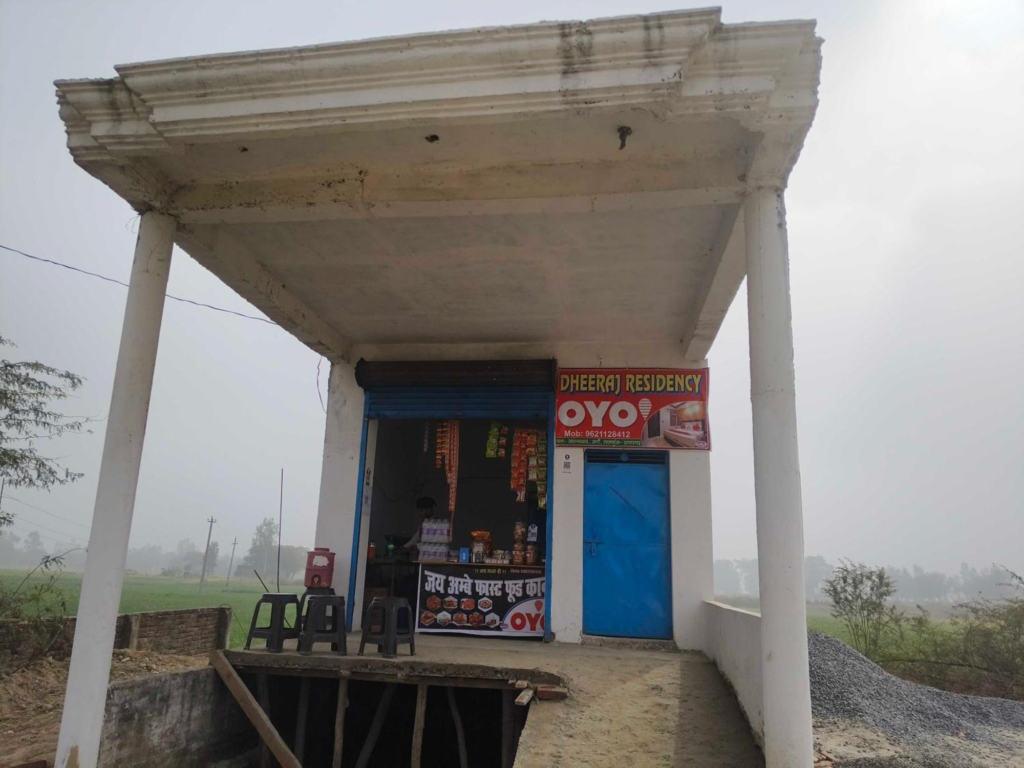 Hotel O Dheeraj Residency Bela Pratapgarh Exterior foto